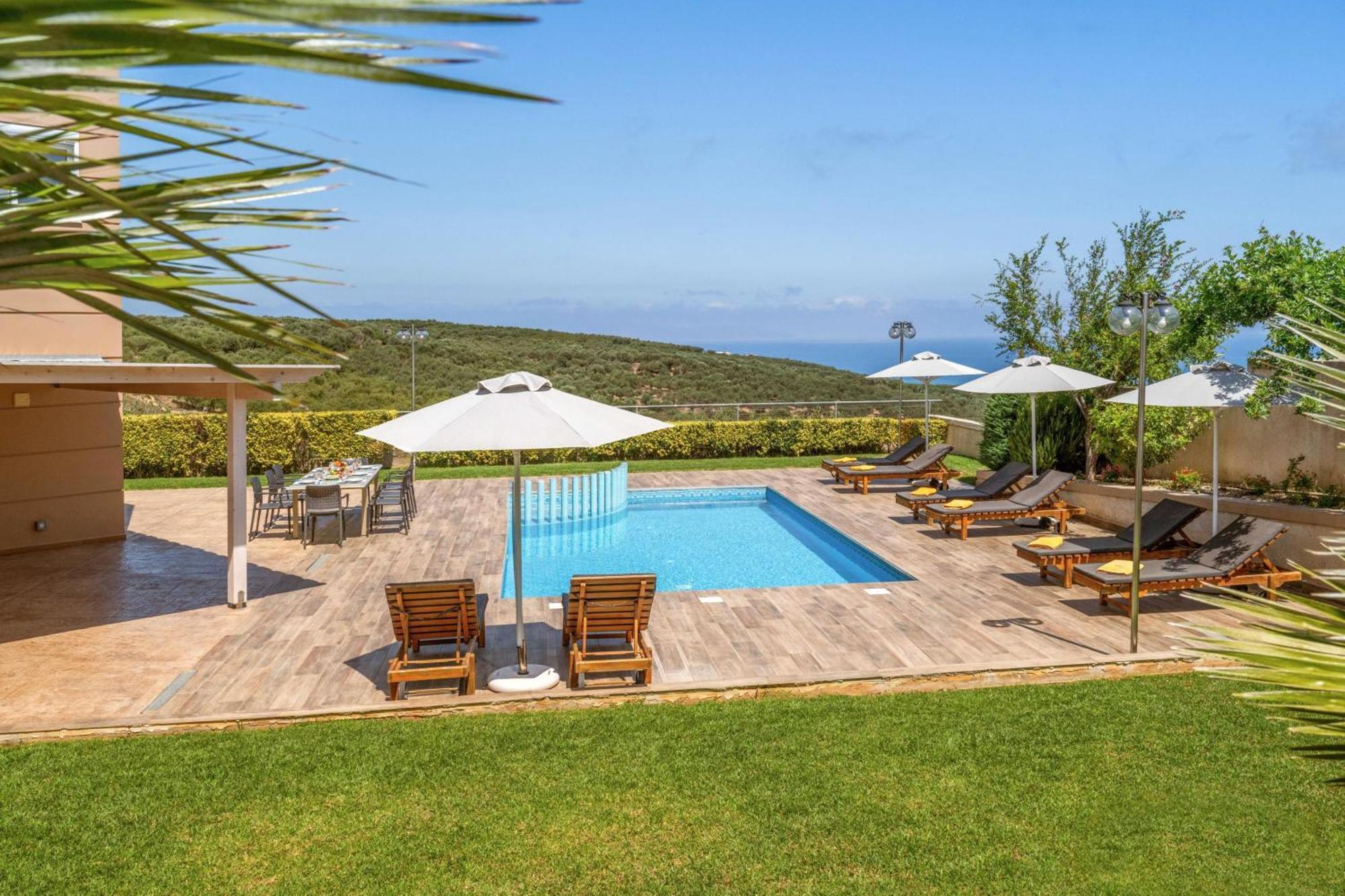 Villa Ariella With Sea View Agia Marina  Exterior photo